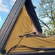 Tente de toit aluminium ouverte sur Ford Ranger pour bivouac